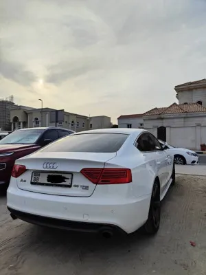 2015 اودي آي ٥