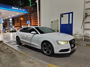 2015 اودي آي ٥