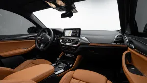 2025 BMW X4