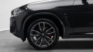 2025 BMW X4