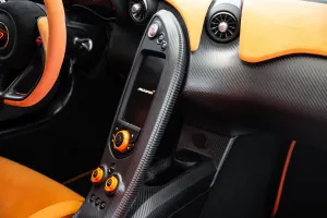 2015 McLaren P1