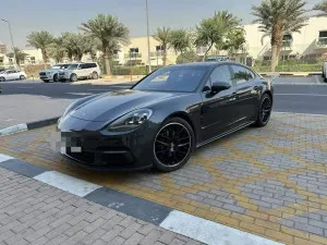 2018 Porsche Panamera in dubai