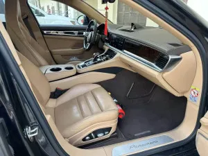 2018 Porsche Panamera