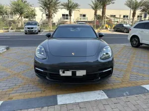 2018 Porsche Panamera