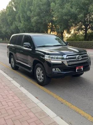 2018 Toyota Land Cruiser