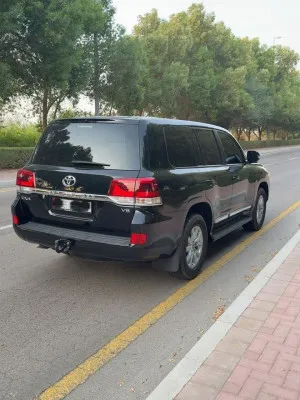 2018 Toyota Land Cruiser