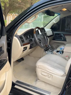 2018 Toyota Land Cruiser