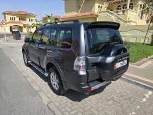 2016 Mitsubishi Pajero