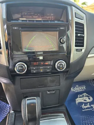 2016 Mitsubishi Pajero