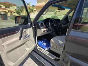 2016 Mitsubishi Pajero