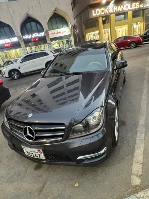 2014 مرسيدس-بنز آلفئة - C in dubai