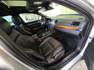 2016 Lincoln MKS