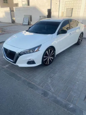 2020 Nissan Altima in dubai