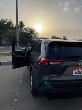 2020 تويوتا راف ٤