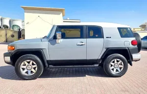 2014 تويوتا أف جي كروزر