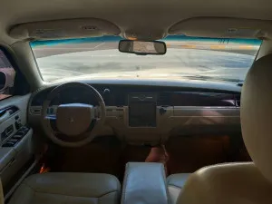 2011 Lincoln Town Car