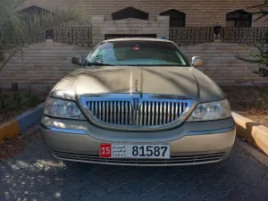 2011 Lincoln Town Car