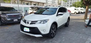 2014 تويوتا راف ٤ in dubai