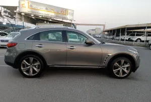 2009 Infiniti FX50 in dubai
