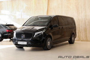 Mercedes Benz Viano V250 V-Line | 2022 - GCC - VIP Seats - Low Mileage-Perfect Condition | 2.0L i4