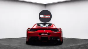 2015 فيراري 458