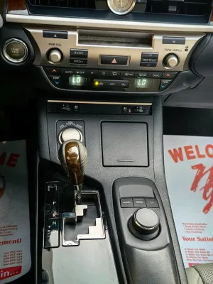 2014 Lexus ES