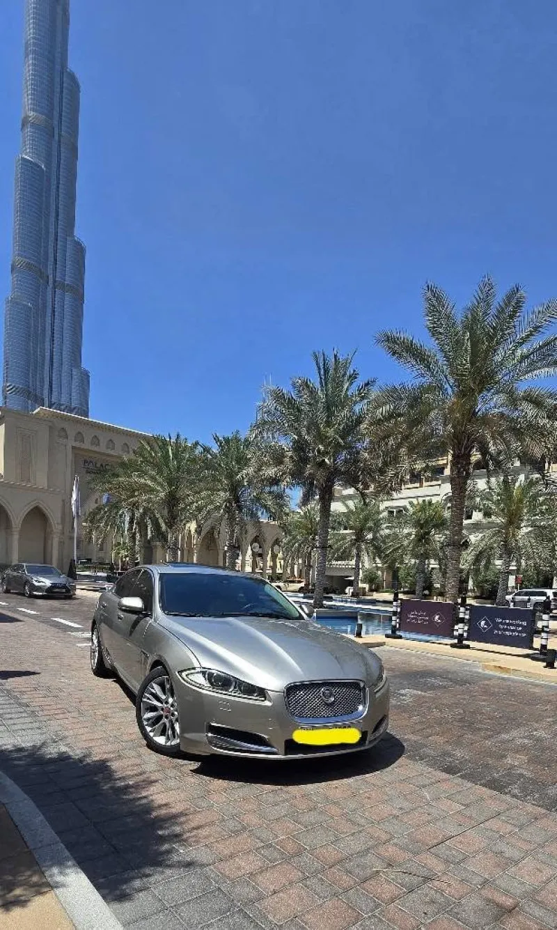 2016 Jaguar XF in Dubai