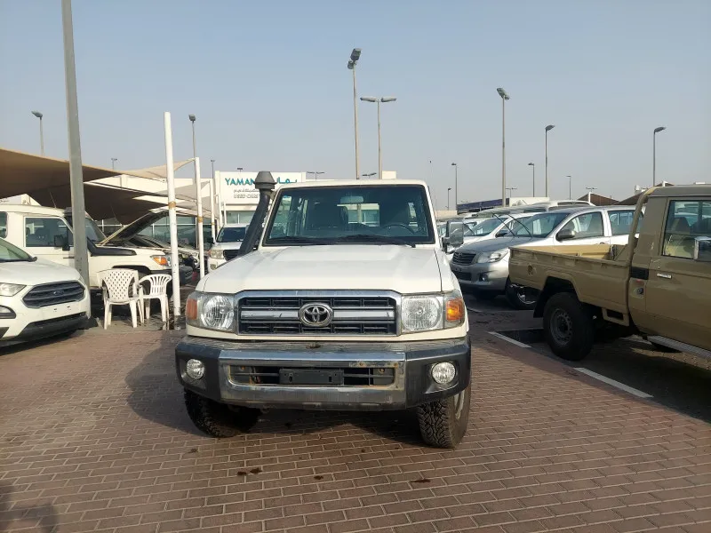 2018 Toyota Land Cruiser in Dubai