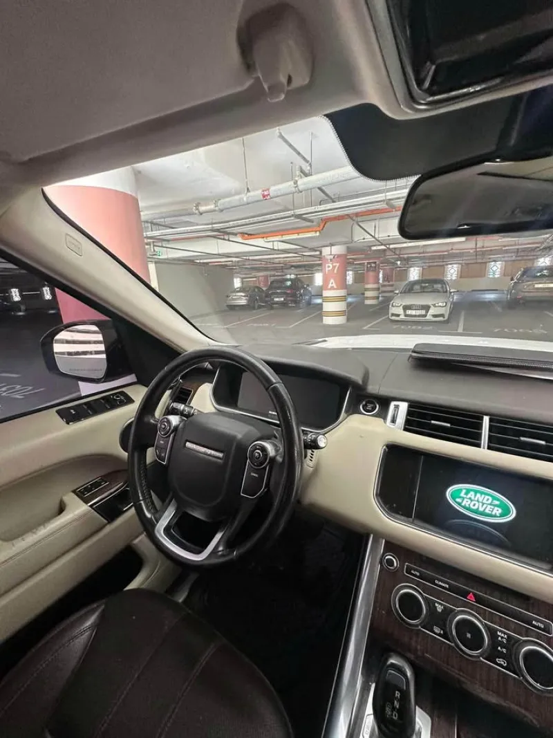 2015 Land Rover Range Rover Sport in Dubai