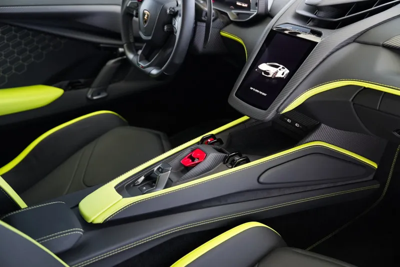 2024 Lamborghini Revuelto in Dubai