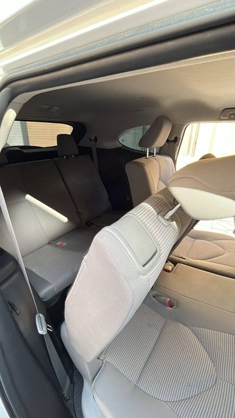 2024 Toyota Highlander in Dubai