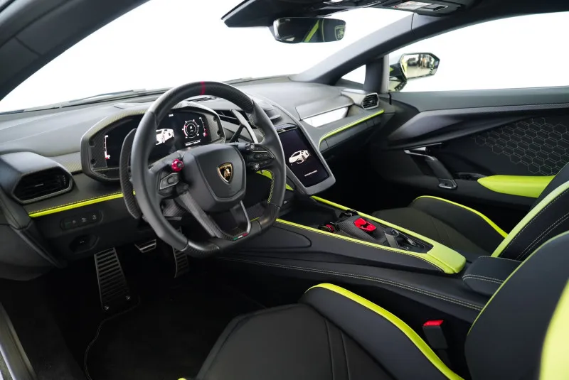 2024 Lamborghini Revuelto in Dubai