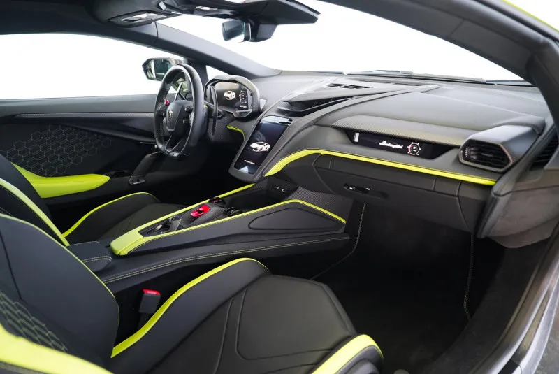 2024 Lamborghini Revuelto in Dubai