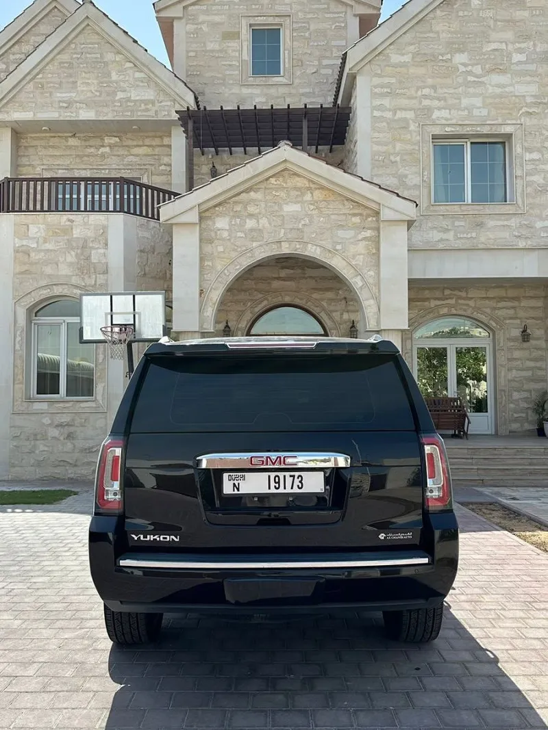 2019 GMC Yukon in Dubai
