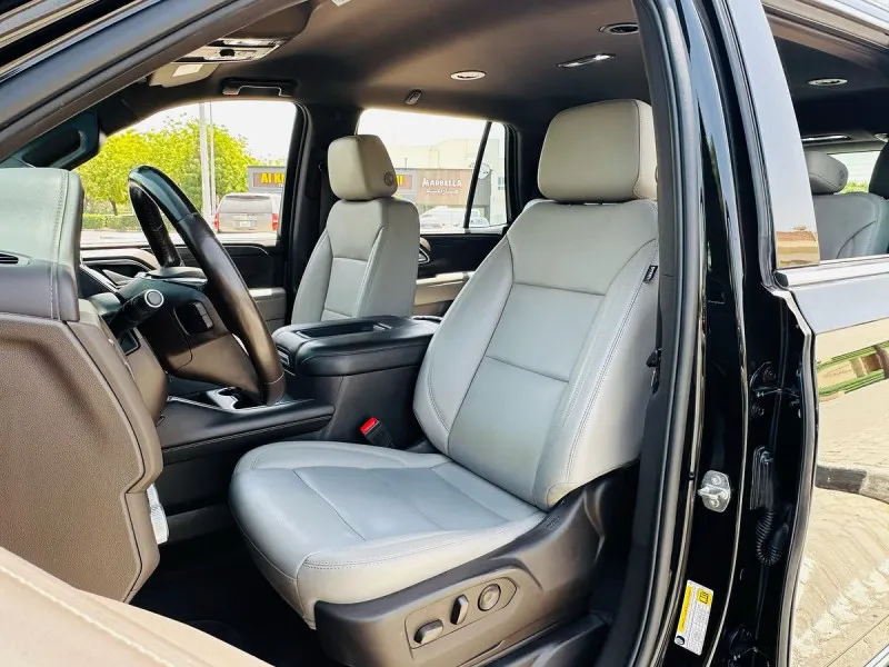 2022 GMC Yukon in Dubai