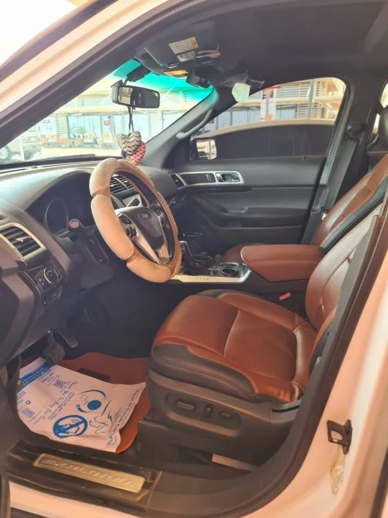 2011 Ford Explorer in Dubai