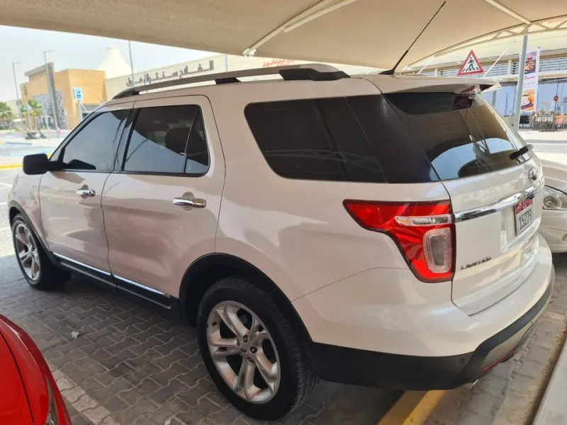 2011 Ford Explorer in Dubai