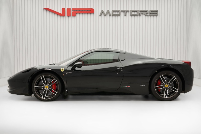 2015 Ferrari 458 in dubai