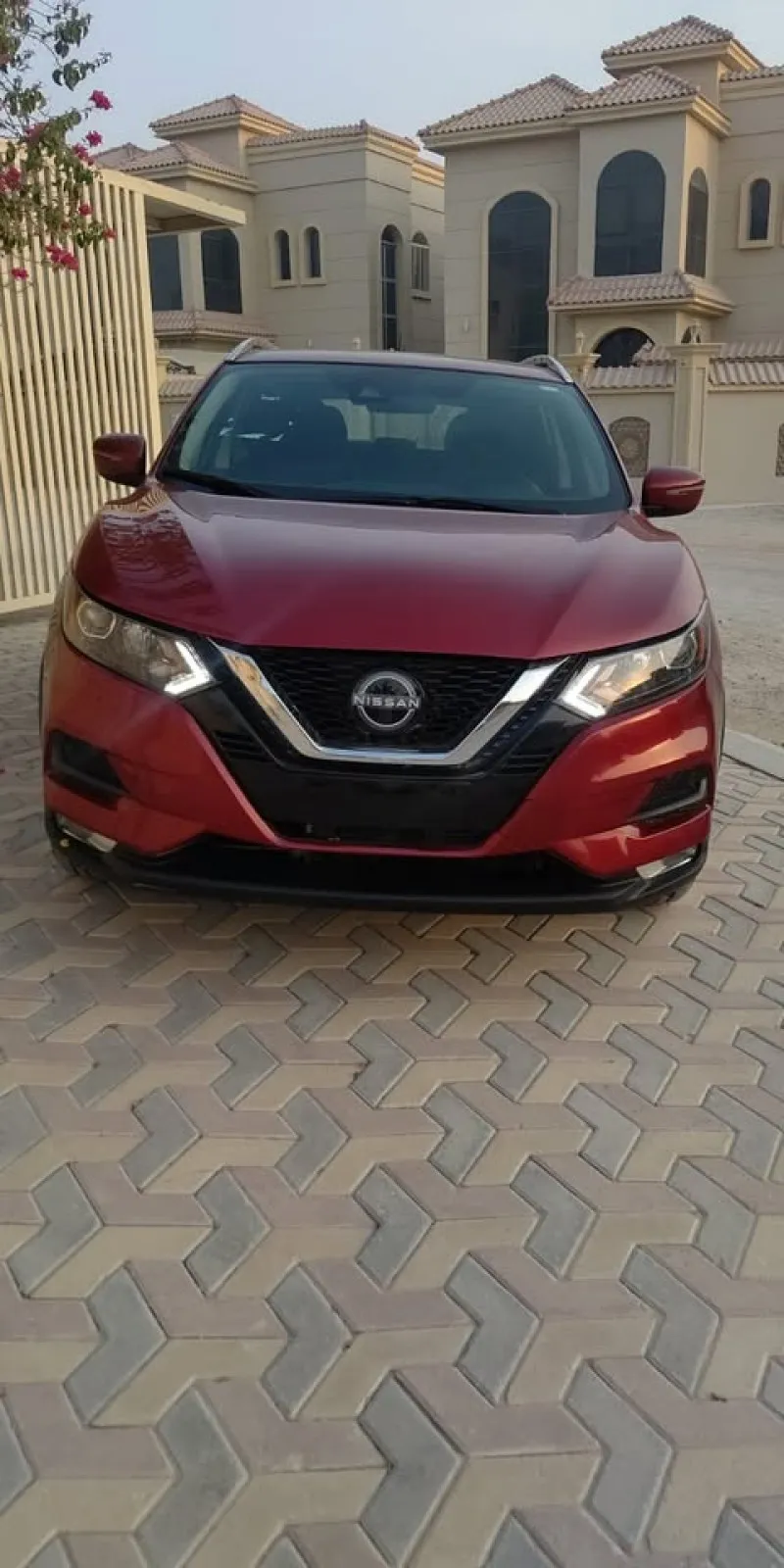 2022 نيسان روج in Dubai