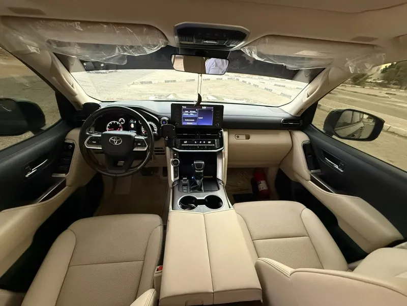 2022 Toyota Land Cruiser in Dubai
