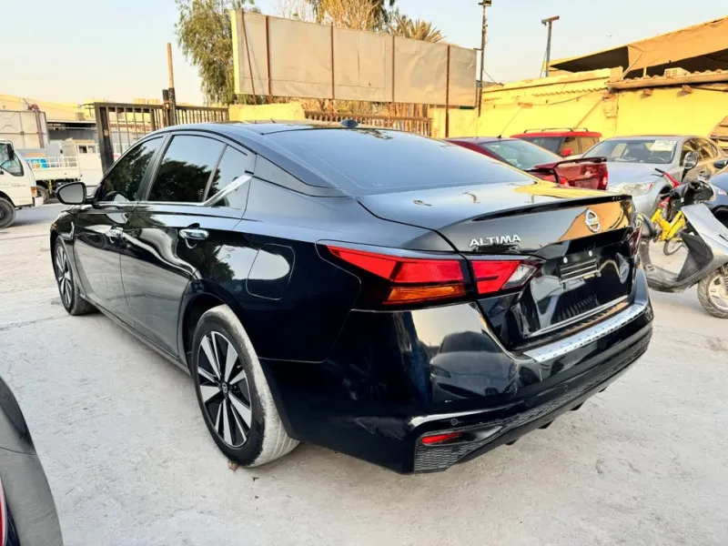 2022 Nissan Altima in Dubai