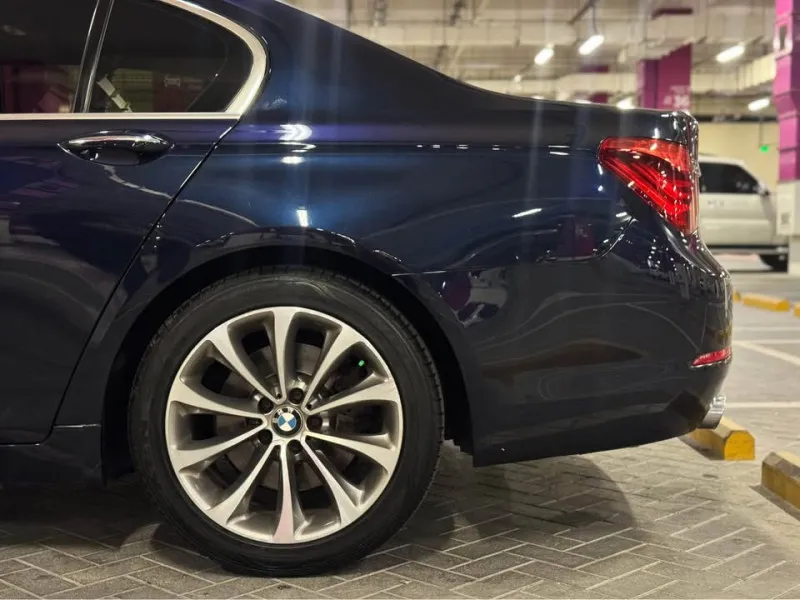 2015 BMW 7-Series in Dubai