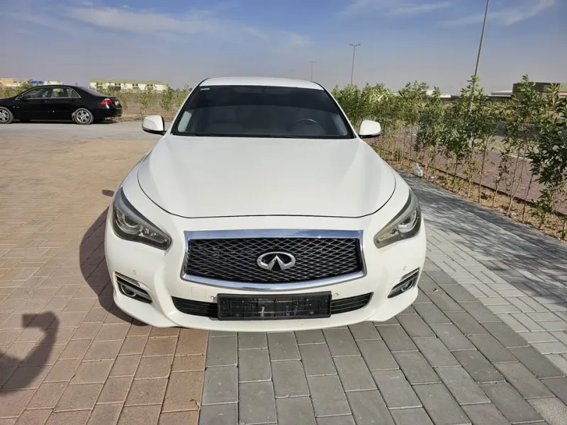 2016 إنفينيتي كيو٥٠ in Dubai