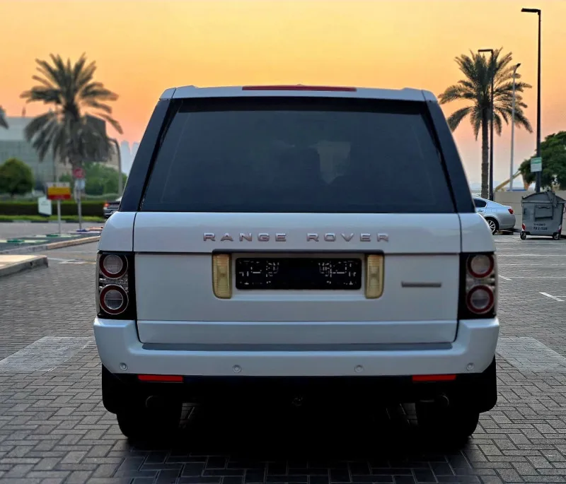 2011 Land Rover Range Rover in Dubai