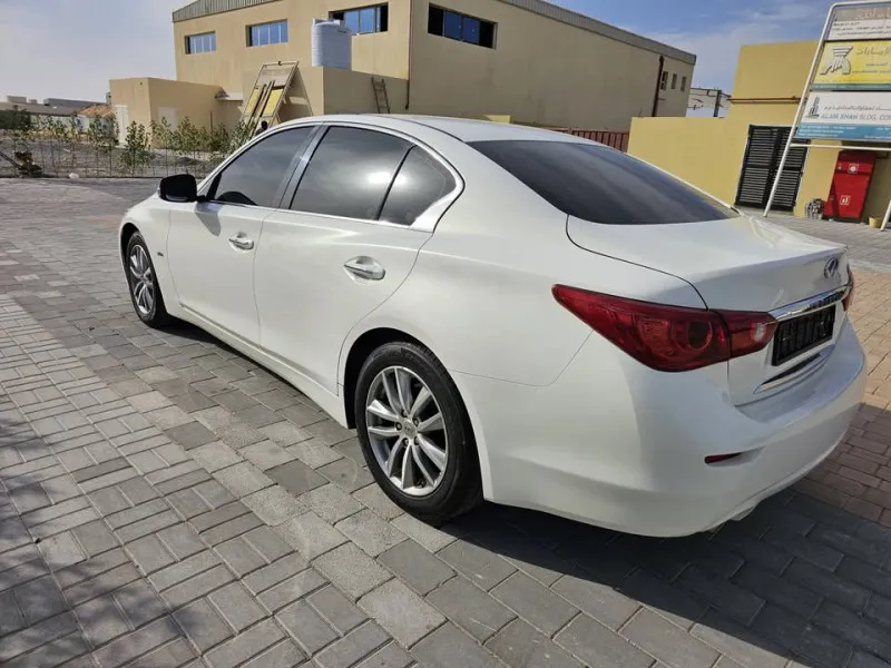 2016 إنفينيتي كيو٥٠ in Dubai