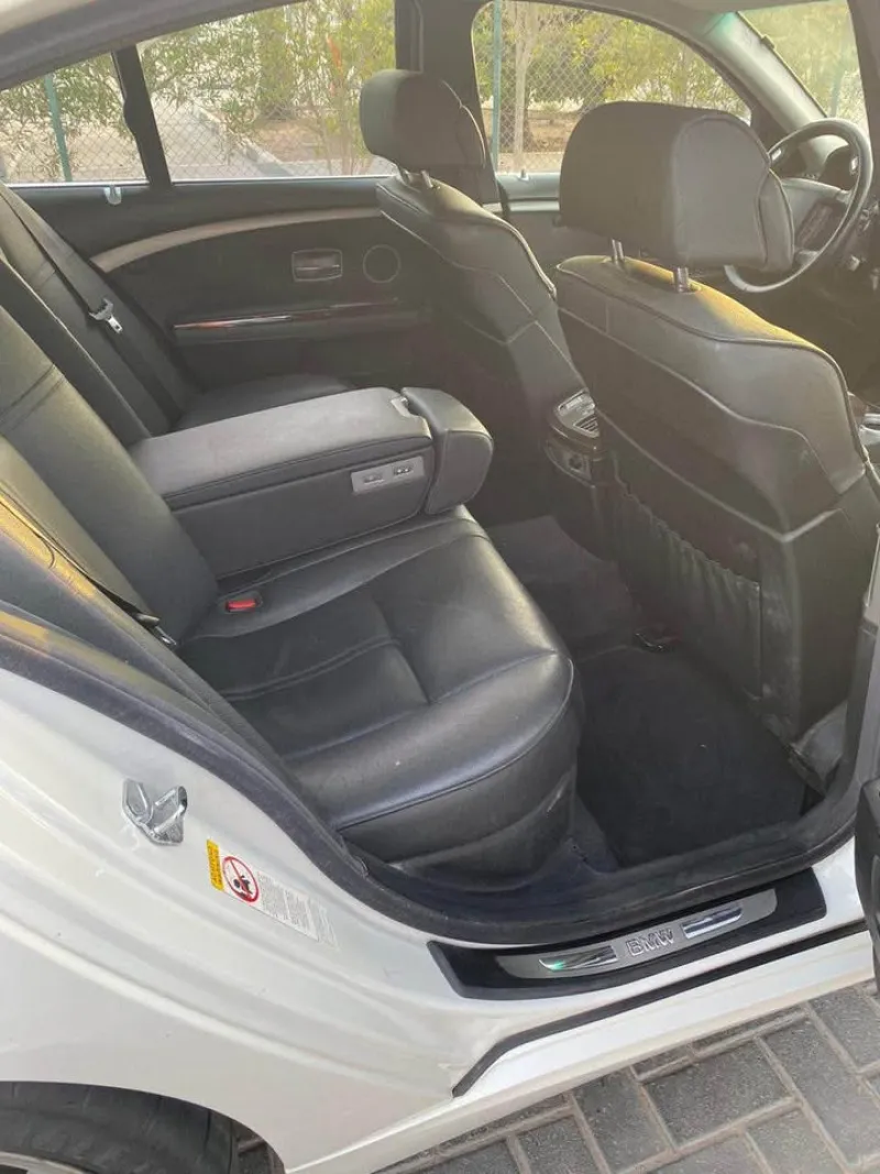 2009 BMW 7-Series in Dubai