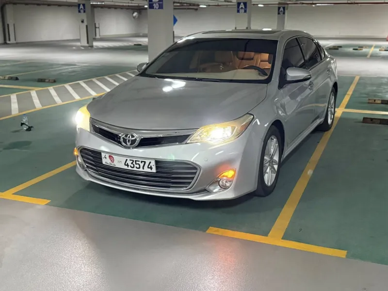 2013 Toyota Avalon in Dubai
