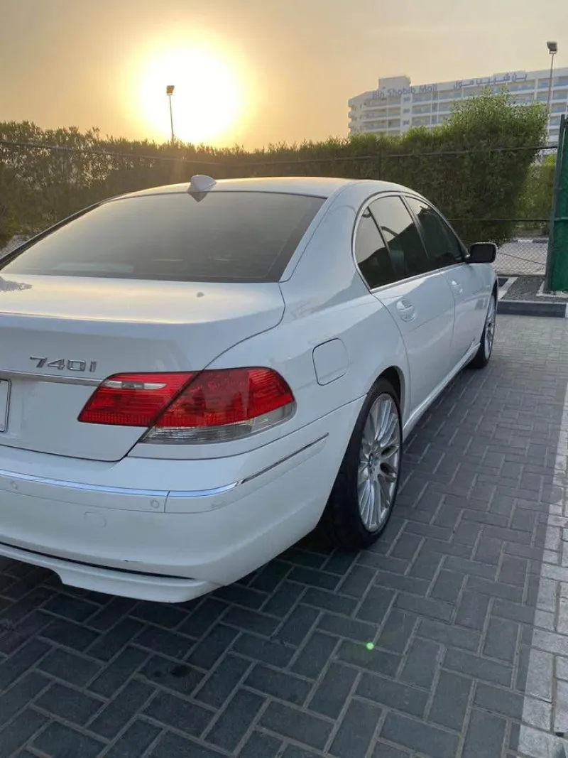 2009 BMW 7-Series in Dubai
