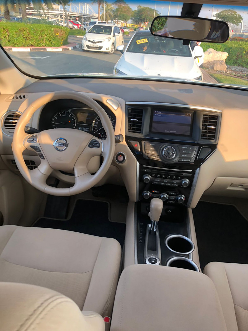 2015 Nissan Pathfinder in dubai