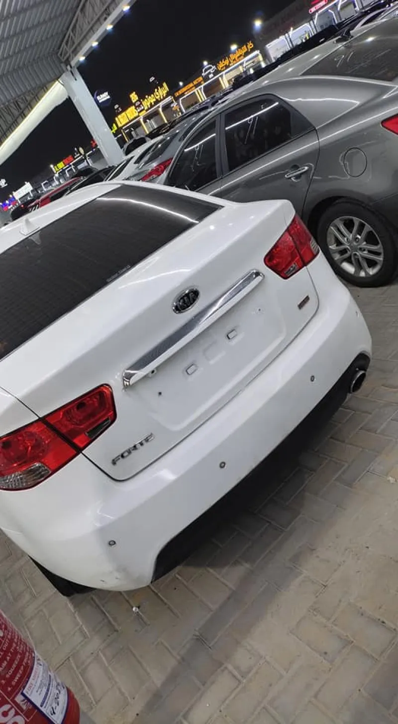 2013 Kia Forte in Dubai